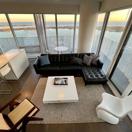 Presidential Suite Heart Of Downtown With Stunning View 多伦多 外观 照片