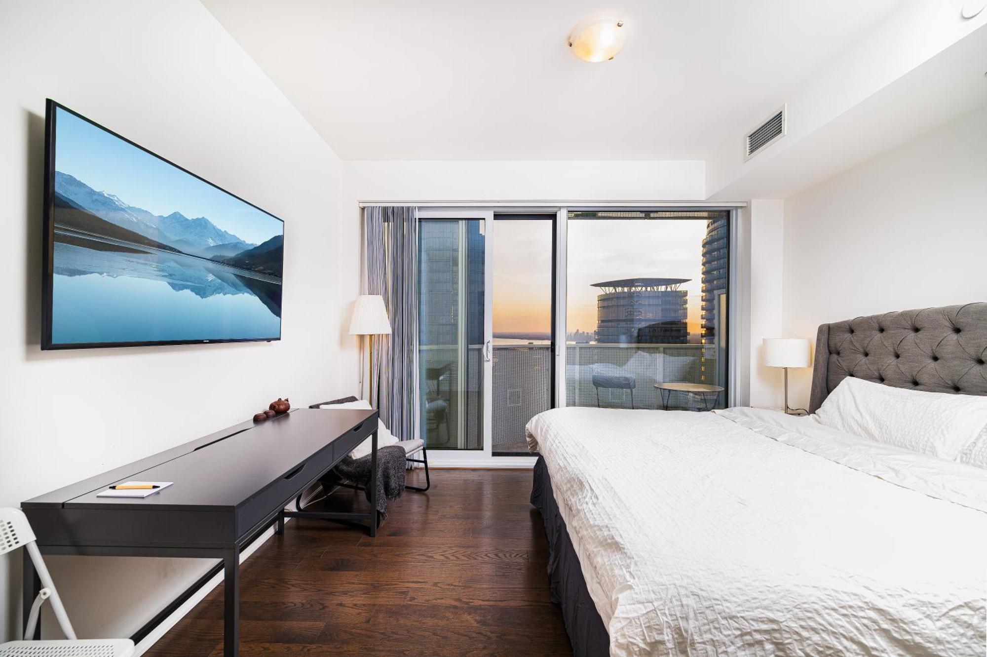 Presidential Suite Heart Of Downtown With Stunning View 多伦多 外观 照片