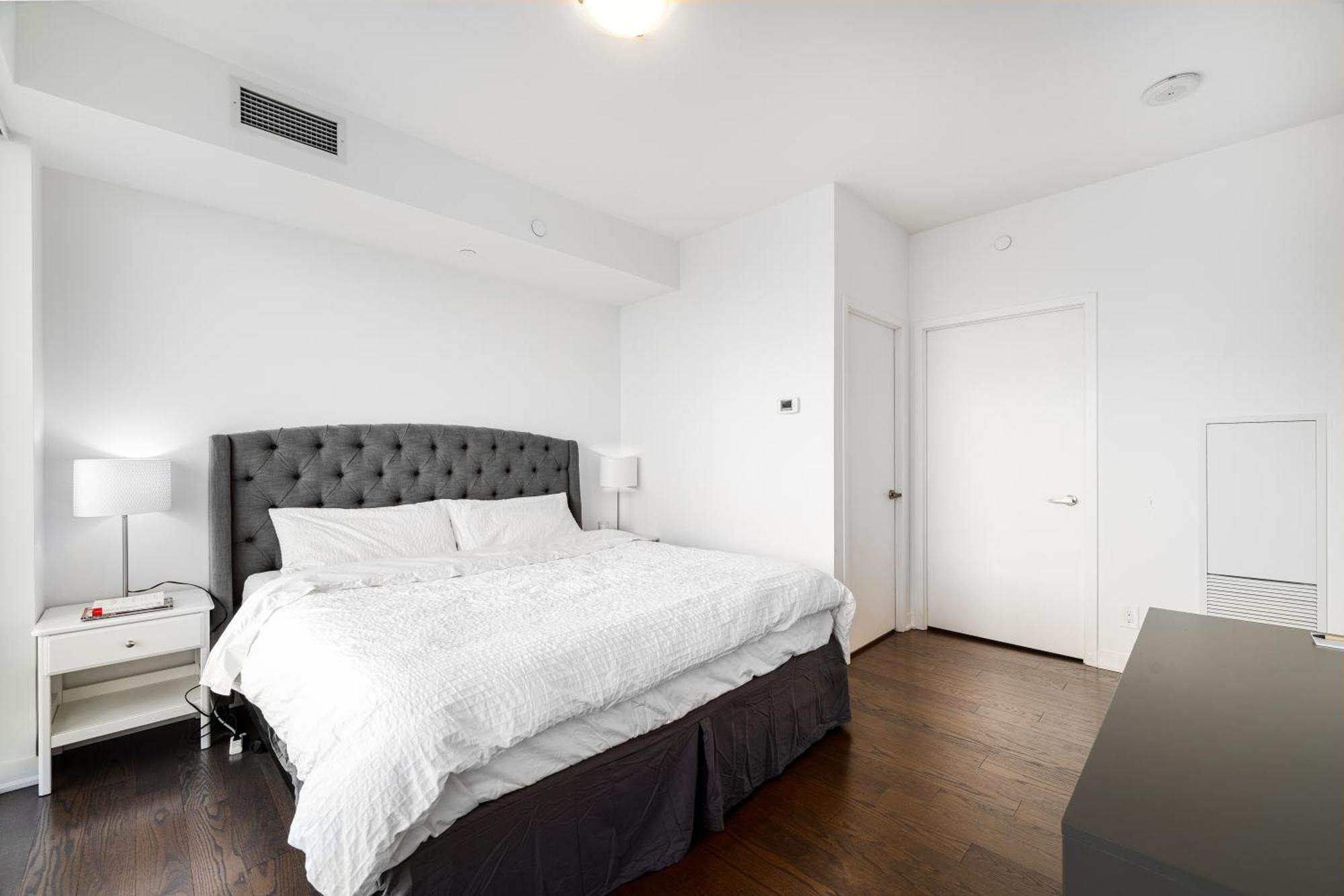 Presidential Suite Heart Of Downtown With Stunning View 多伦多 外观 照片