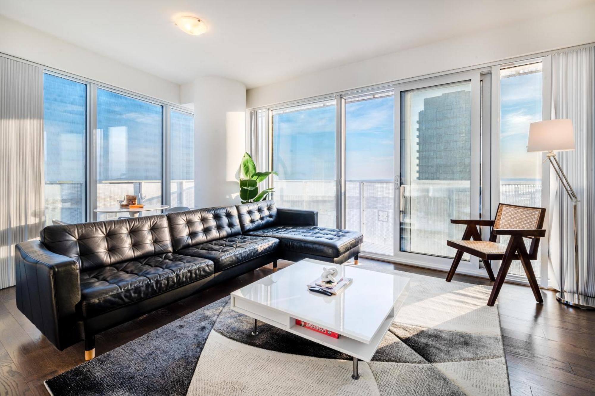 Presidential Suite Heart Of Downtown With Stunning View 多伦多 外观 照片