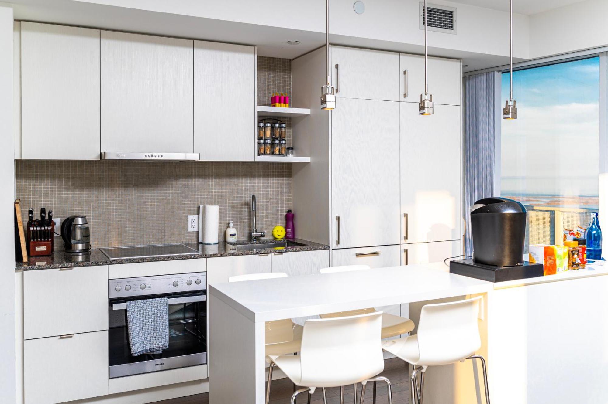 Presidential Suite Heart Of Downtown With Stunning View 多伦多 外观 照片